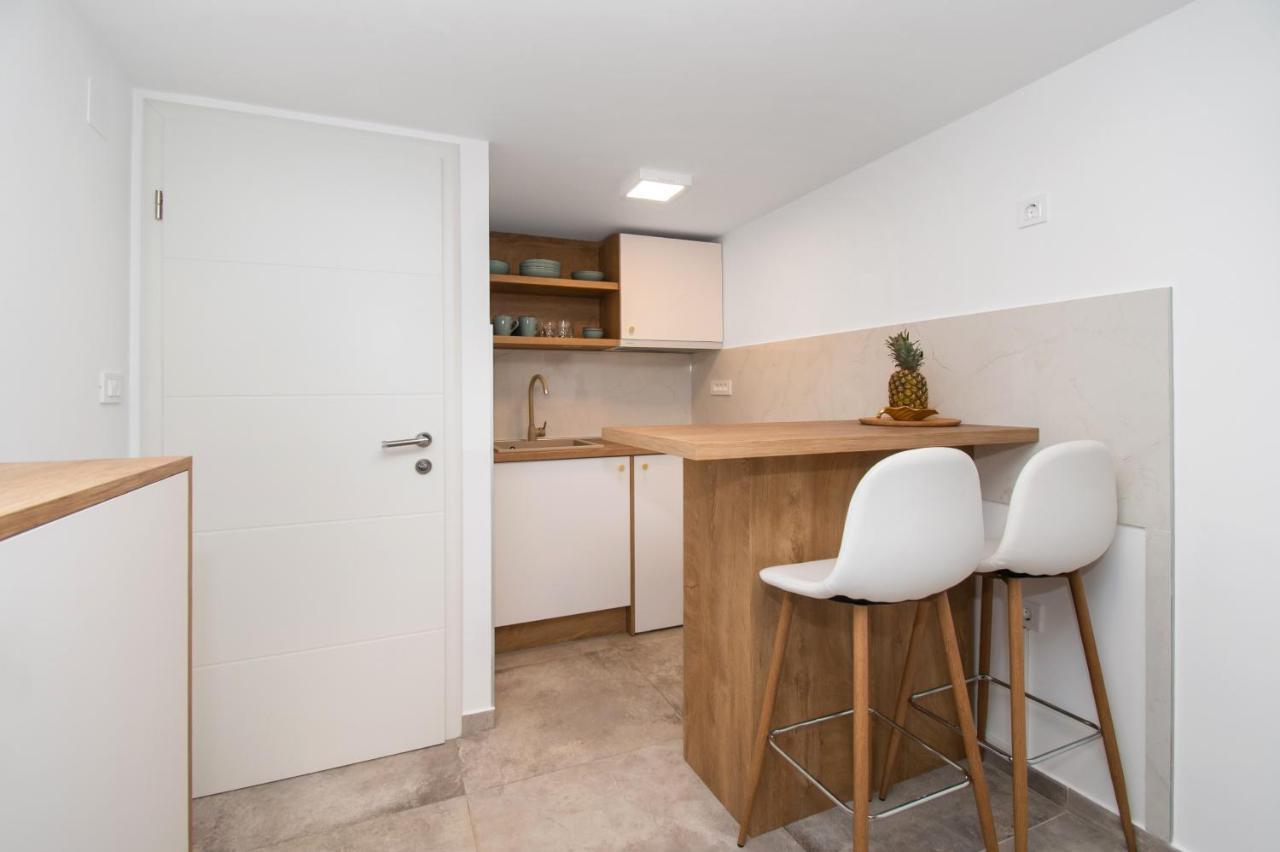 Apartmani Monika Zaboric Exterior photo